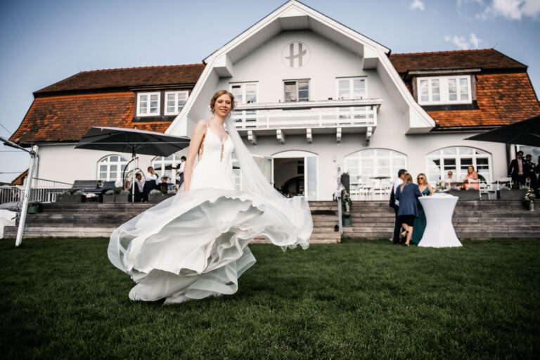 Strahlende Braut – Ein besonderer Moment im Burgenland